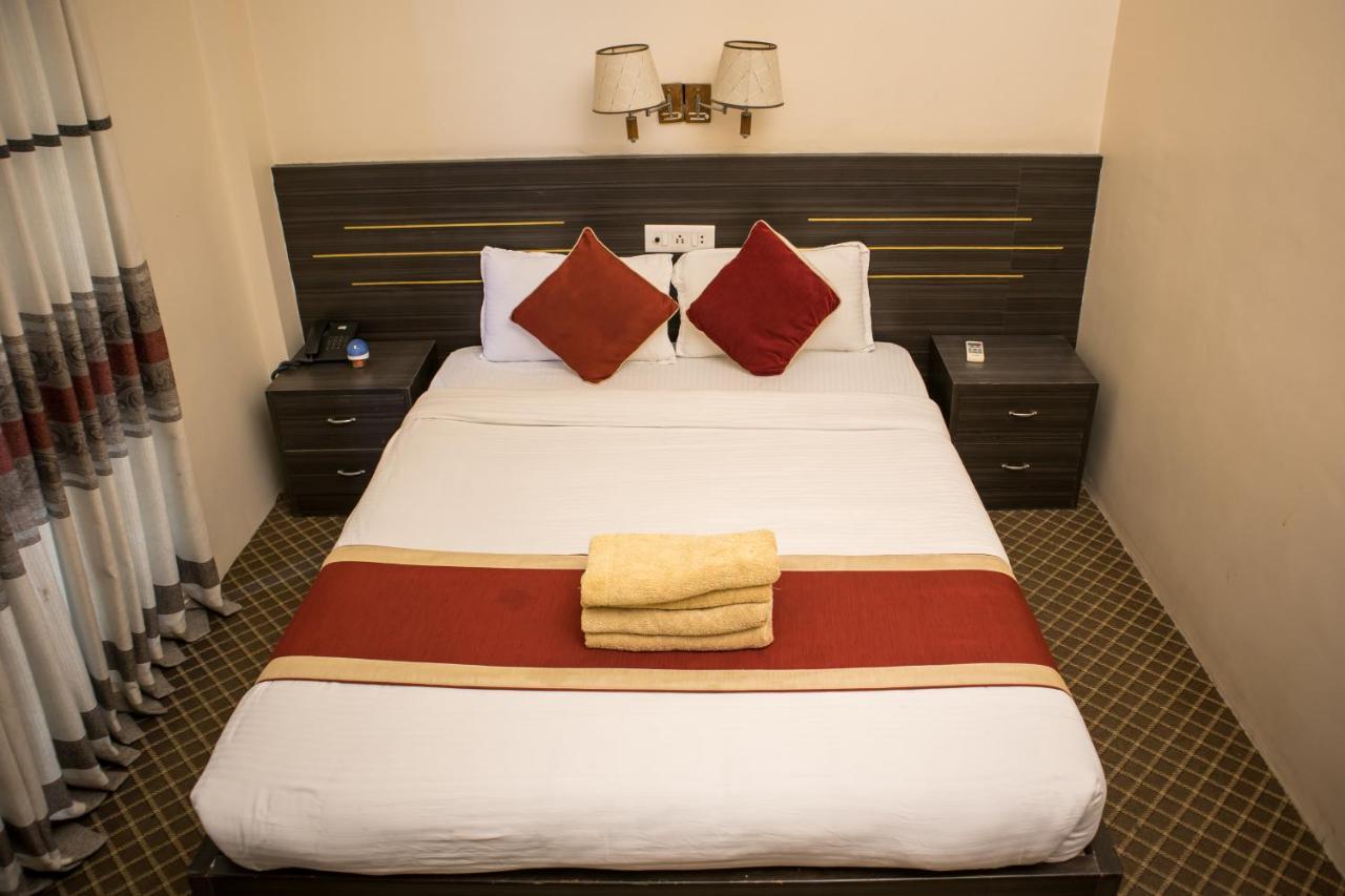Mirage Inn Rummindei Kültér fotó